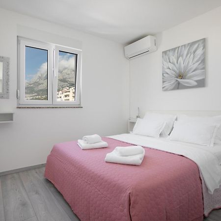 Sea View Apartments Dammi With Free Parking Makarska Exterior photo