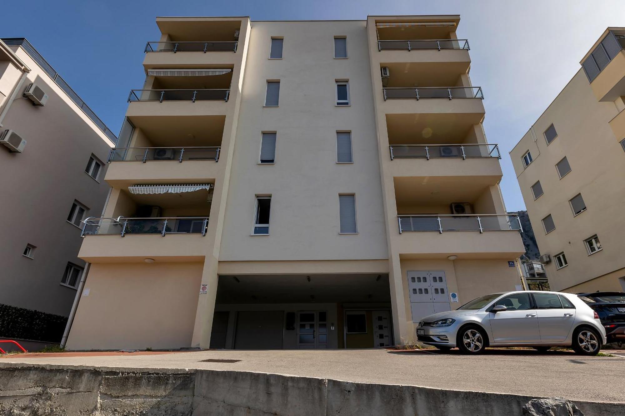 Sea View Apartments Dammi With Free Parking Makarska Exterior photo