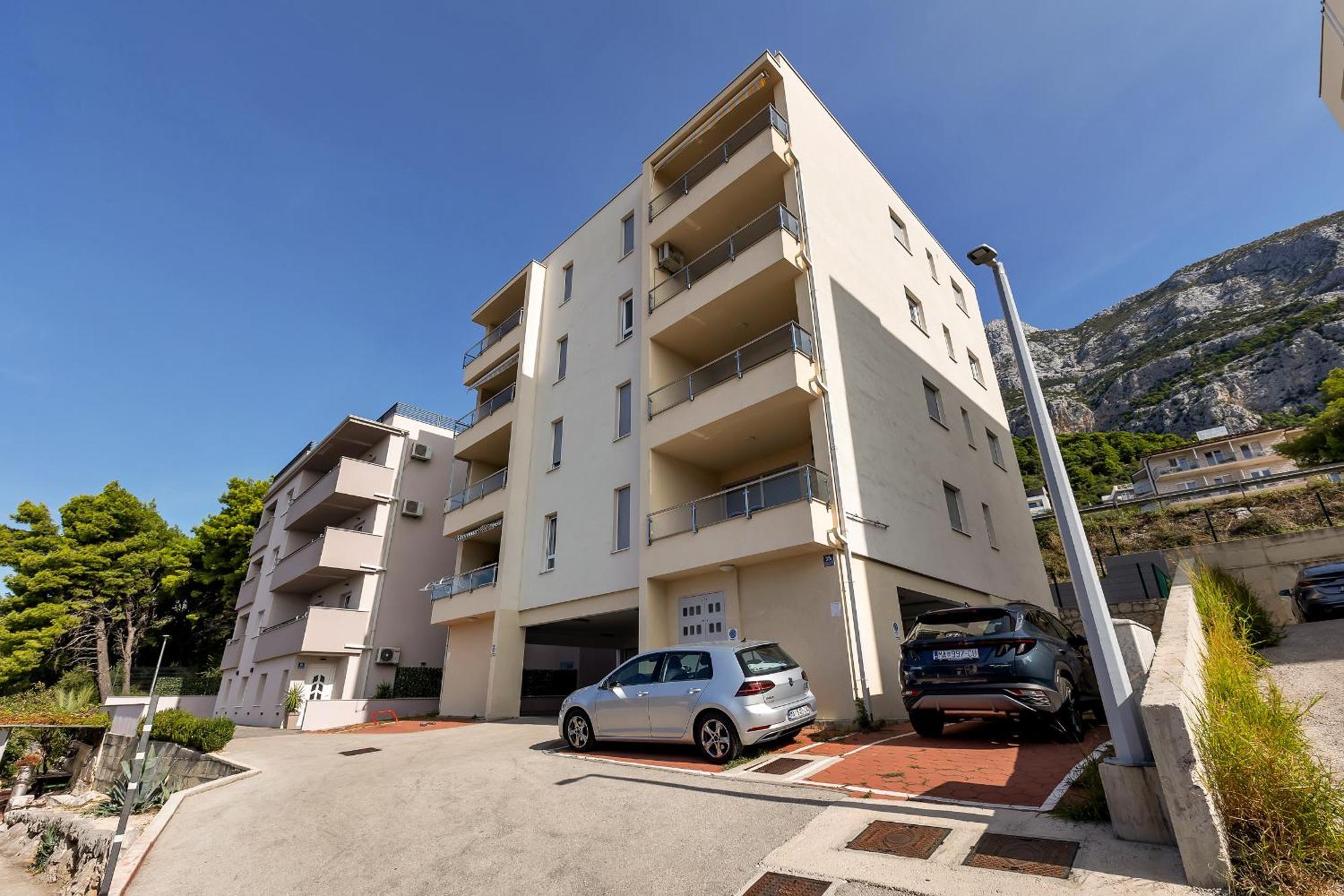 Sea View Apartments Dammi With Free Parking Makarska Exterior photo