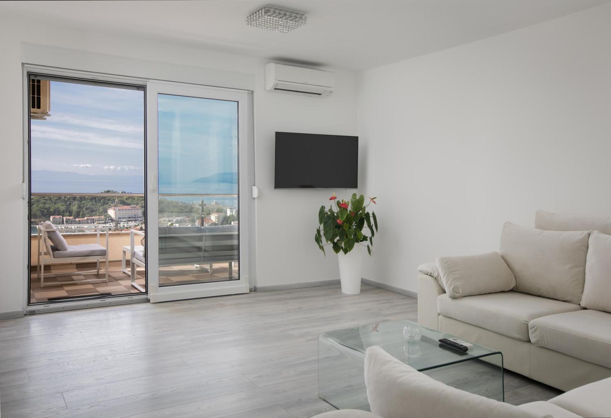 Sea View Apartments Dammi With Free Parking Makarska Exterior photo